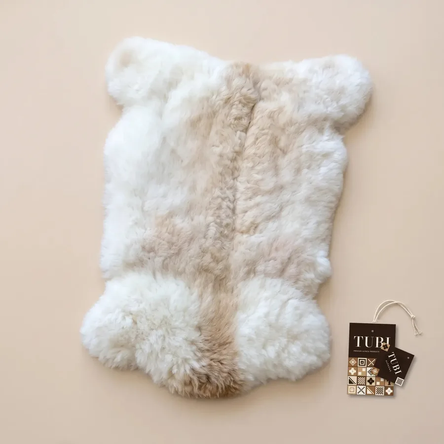 Alpaca fur rugs, Sahara